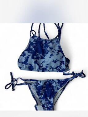 Blue ombré halter top bikini